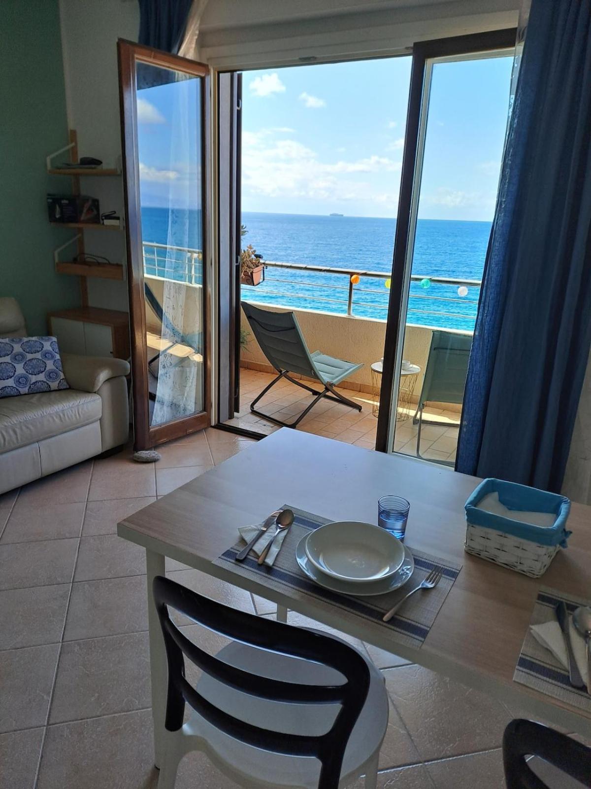 Apartament Sea House Bagnara Calabra Zewnętrze zdjęcie