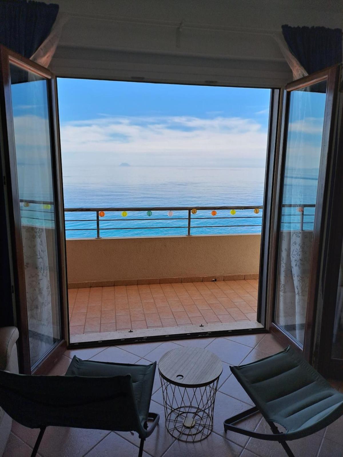 Apartament Sea House Bagnara Calabra Zewnętrze zdjęcie