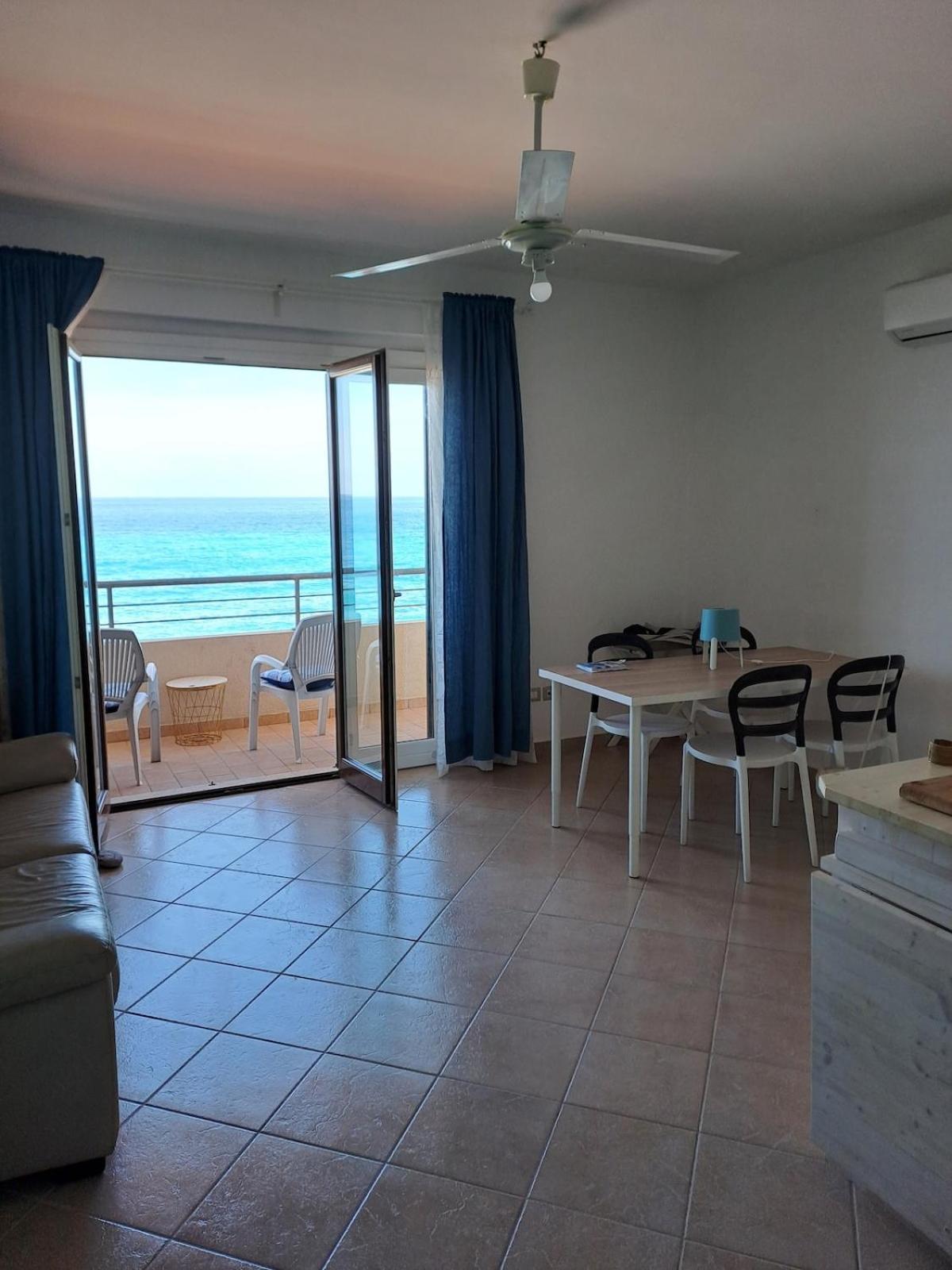 Apartament Sea House Bagnara Calabra Zewnętrze zdjęcie